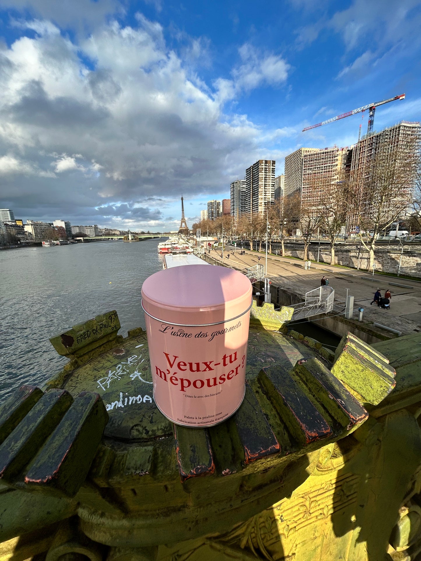 Boîte de biscuits "Veux-tu m'épouser ?"