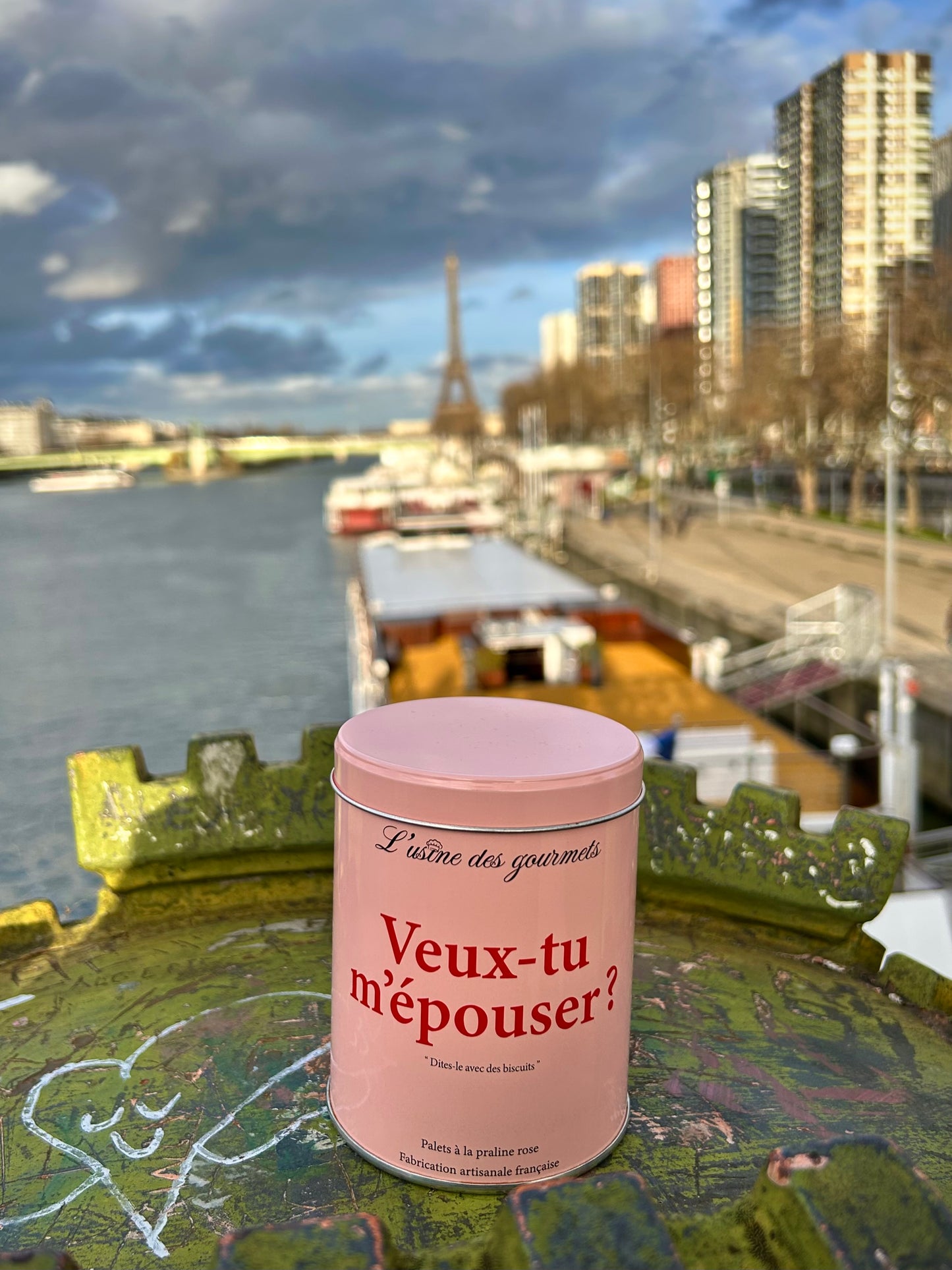 Boîte de biscuits "Veux-tu m'épouser ?"